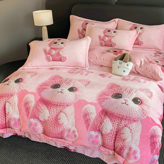 91家纺网 家纺一手货源 找家纺 宝薇 2025新款8斤宝宝绒数码5D牛奶绒四件套 粉小喵