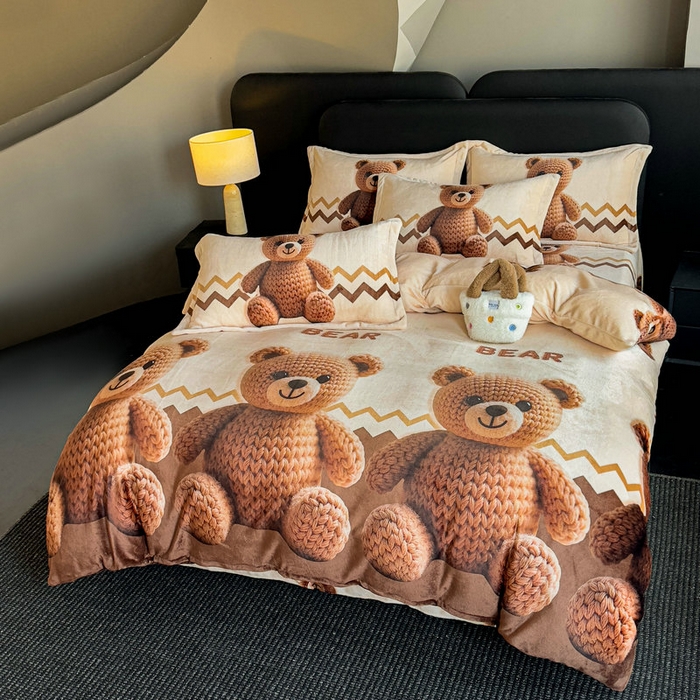 91家纺网 家纺一手货源 找家纺 宝薇 2025新款8斤宝宝绒数码5D牛奶绒四件套 幸运熊