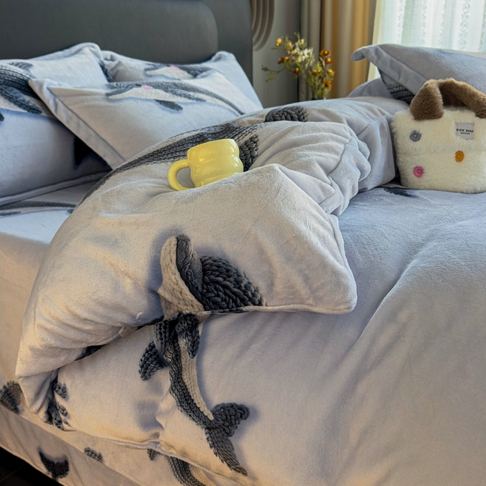 91家纺网 家纺一手货源 找家纺 宝薇 2025新款8斤宝宝绒数码5D牛奶绒四件套 海豚湾