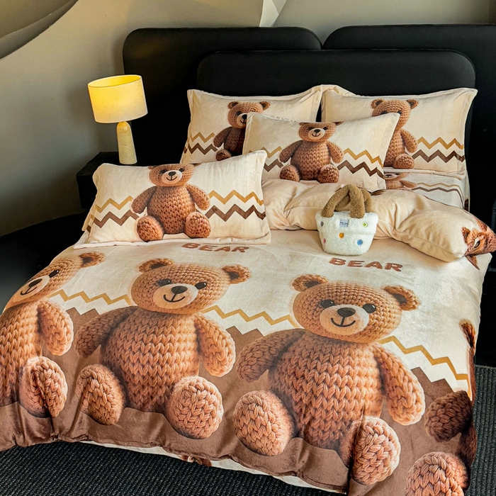 91家纺网 家纺一手货源 找家纺 宝薇 2025新款8斤宝宝绒数码5D牛奶绒四件套 幸运熊