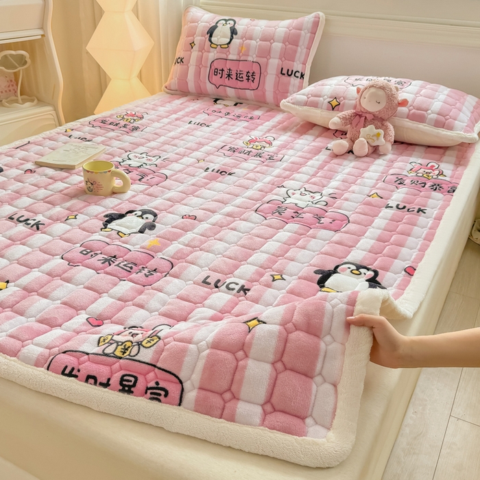 91家纺网 家纺一手货源 找家纺 优品惠 2025新款牛奶绒夹棉床护垫夹棉床褥床盖床单加厚保暖 发财暴富