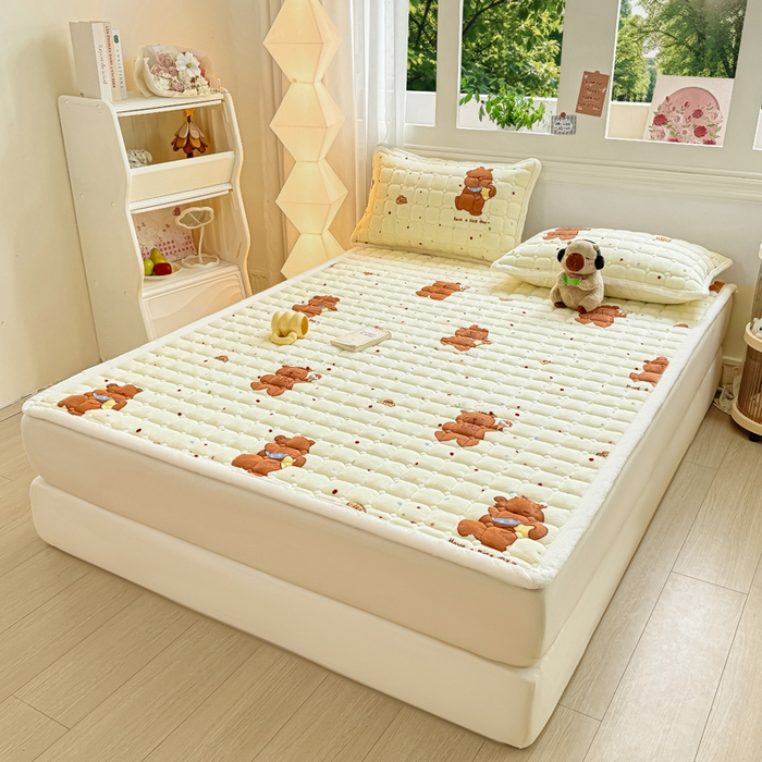 91家纺网 家纺一手货源 找家纺 优品惠 2025新款牛奶绒夹棉床护垫夹棉床褥床盖床单加厚保暖 卡皮巴拉米