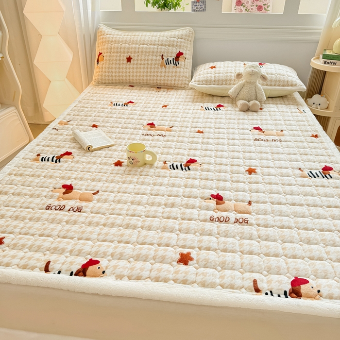 91家纺网 家纺一手货源 找家纺 优品惠 2025新款牛奶绒夹棉床护垫夹棉床褥床盖床单加厚保暖 腊肠狗