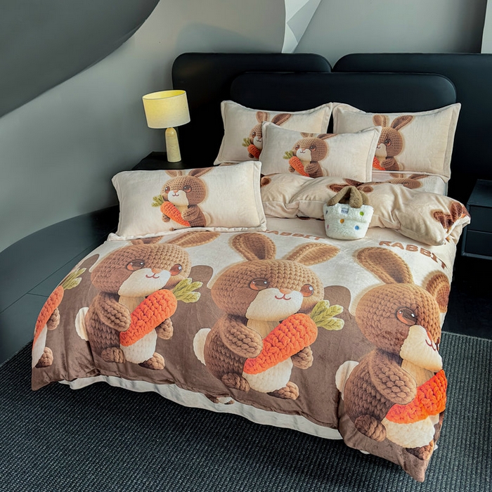 91家纺网 家纺一手货源 找家纺 宝薇 2025新款8斤宝宝绒数码5D牛奶绒四件套 幸运兔咖