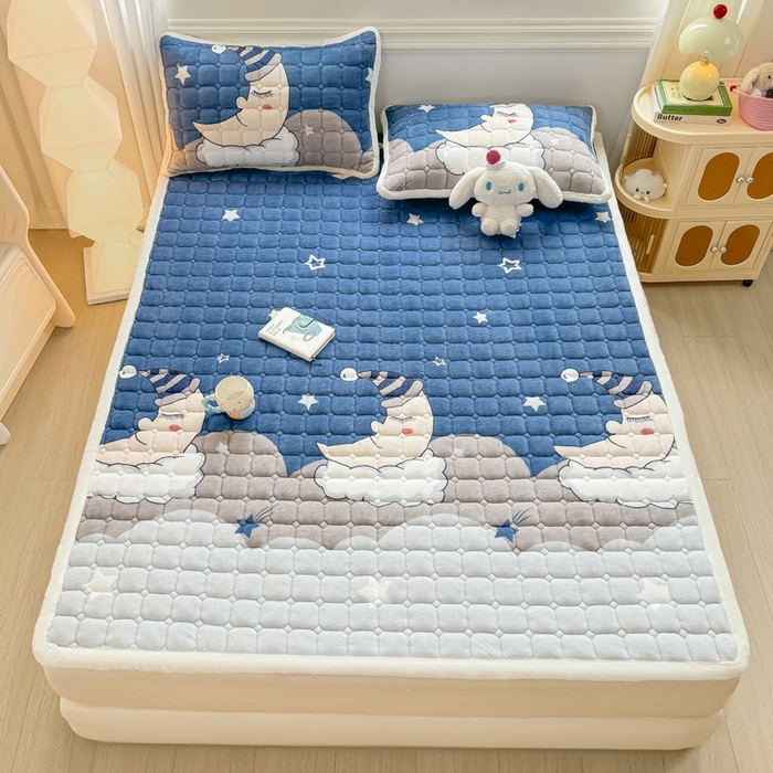 91家纺网 家纺一手货源 找家纺 优品惠 2025新款牛奶绒夹棉床护垫夹棉床褥床盖床单加厚保暖 月亮蓝