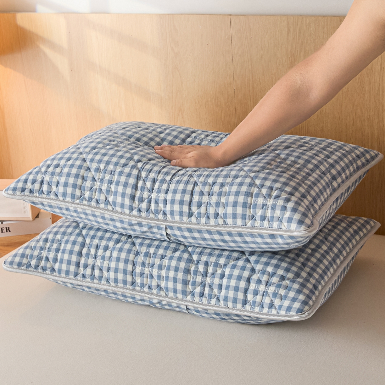 91家纺网 家纺一手货源 找家纺 芬晴家纺 2025新款A类全棉格子枕套枕巾系列 枕套-小蓝格 48*74cm枕套一只