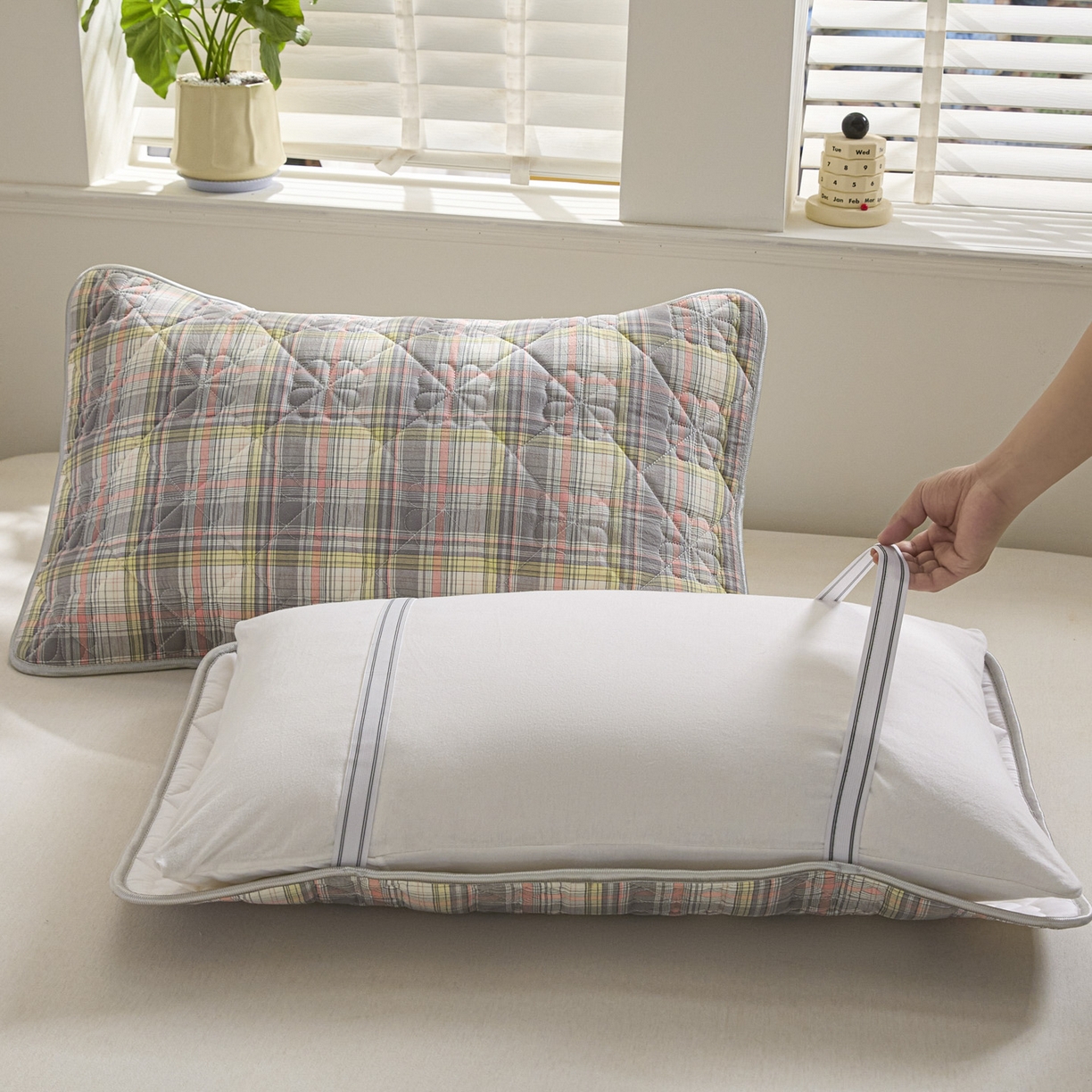 91家纺网 家纺一手货源 找家纺 芬晴家纺 2025新款A类全棉格子枕套枕巾系列 枕巾-霍格灰 50*80cm枕巾一对