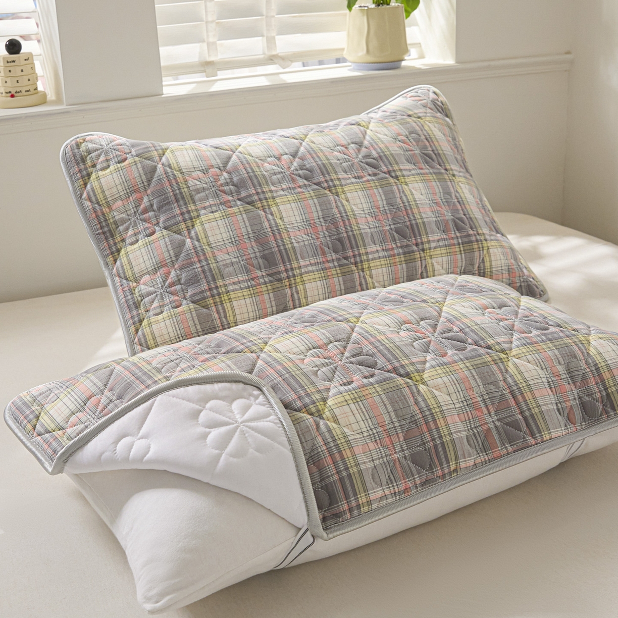 91家纺网 家纺一手货源 找家纺 芬晴家纺 2025新款A类全棉格子枕套枕巾系列 枕巾-霍格灰 50*80cm枕巾一对