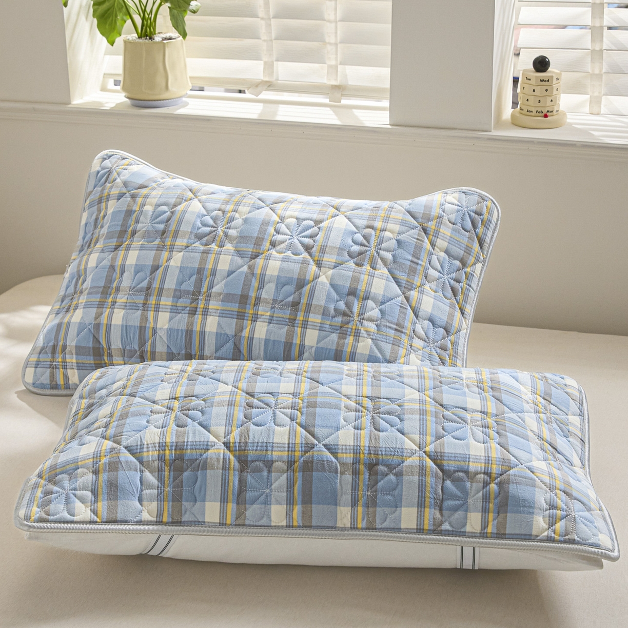 91家纺网 家纺一手货源 找家纺 芬晴家纺 2025新款A类全棉格子枕套枕巾系列 枕巾-简爱兰 50*80cm枕巾一对