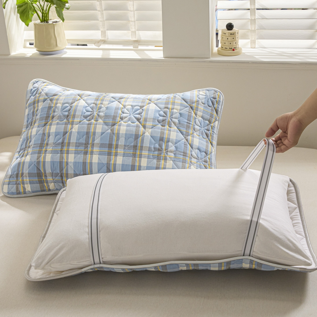 91家纺网 家纺一手货源 找家纺 芬晴家纺 2025新款A类全棉格子枕套枕巾系列 枕巾-简爱兰 50*80cm枕巾一对