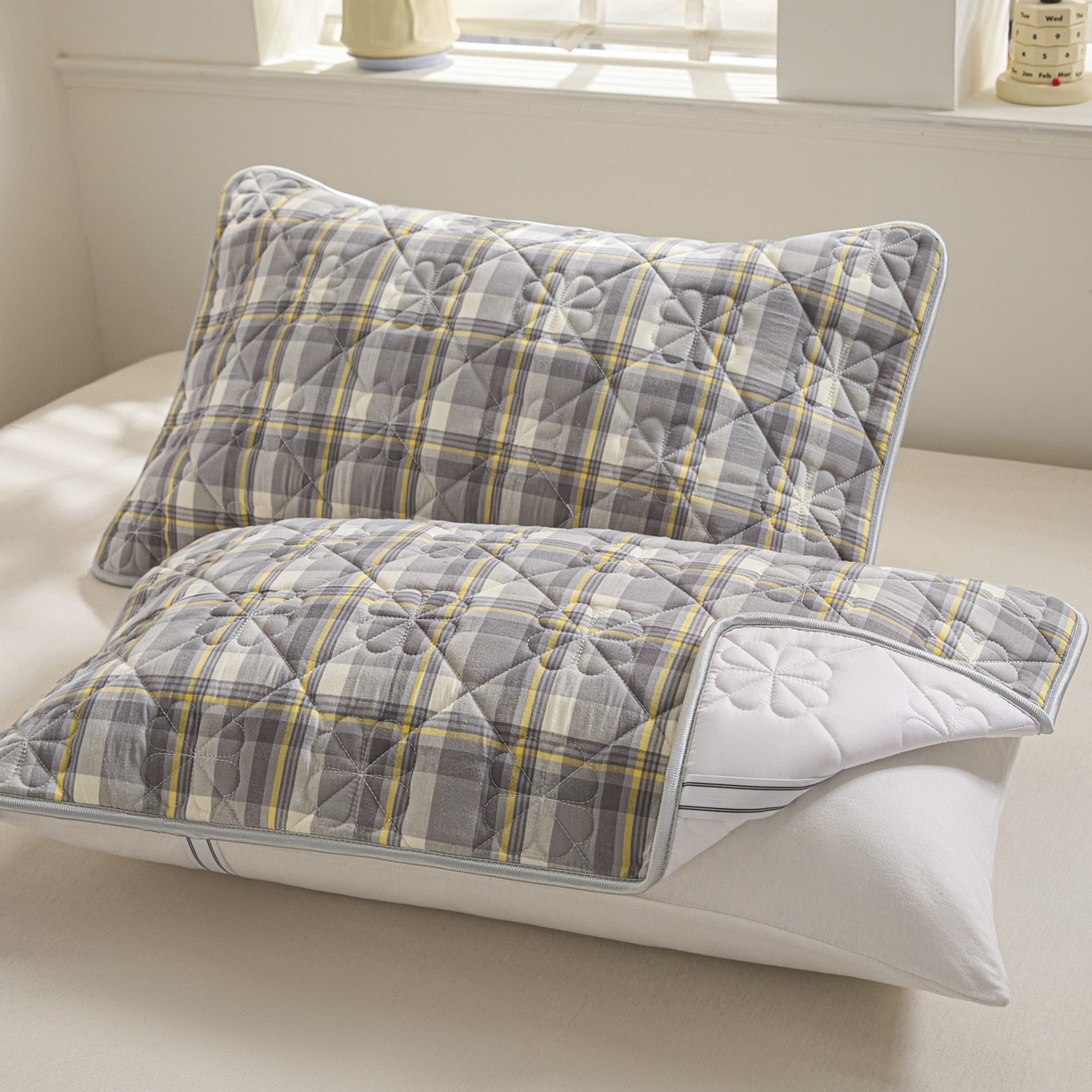 91家纺网 家纺一手货源 找家纺 芬晴家纺 2025新款A类全棉格子枕套枕巾系列 枕巾-简夕灰 50*80cm枕巾一只