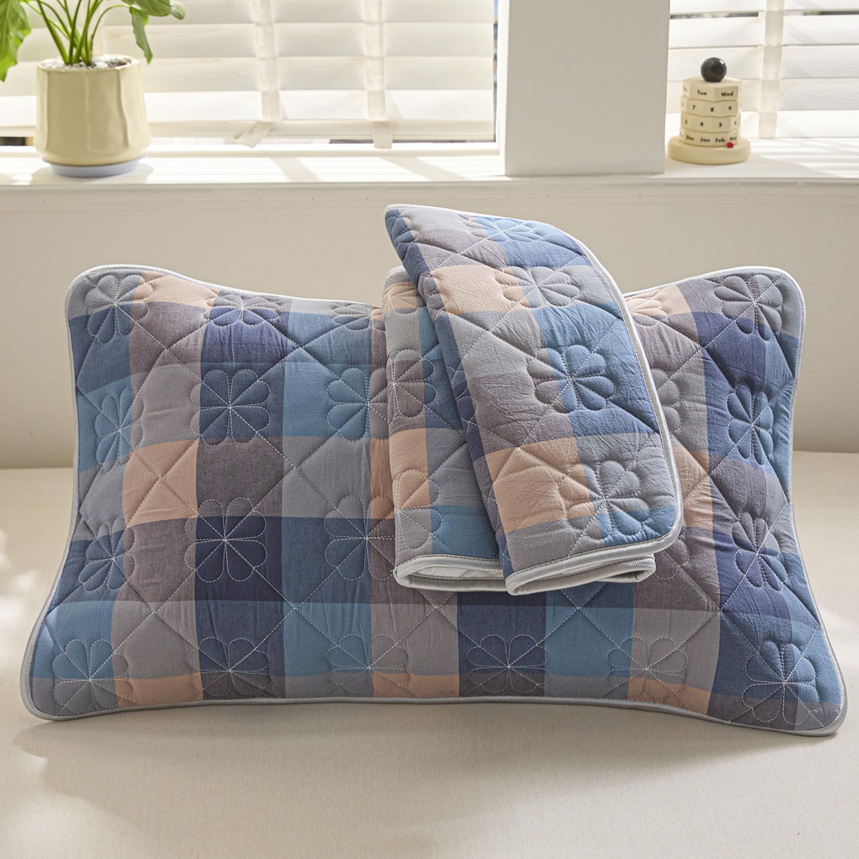 91家纺网 家纺一手货源 找家纺 芬晴家纺 2025新款A类全棉格子枕套枕巾系列 枕巾-简易格 50*80cm枕巾一对