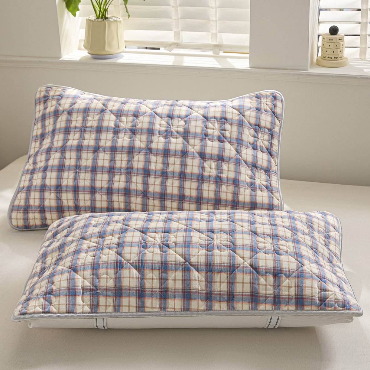 91家纺网 家纺一手货源 找家纺 芬晴家纺 2025新款A类全棉格子枕套枕巾系列 枕巾-梦语-兰 50*80cm枕巾一只