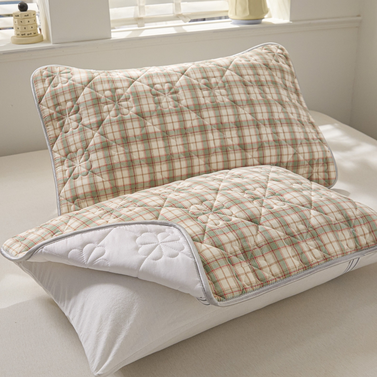 91家纺网 家纺一手货源 找家纺 芬晴家纺 2025新款A类全棉格子枕套枕巾系列 枕巾-梦语-绿 50*80cm枕巾一对