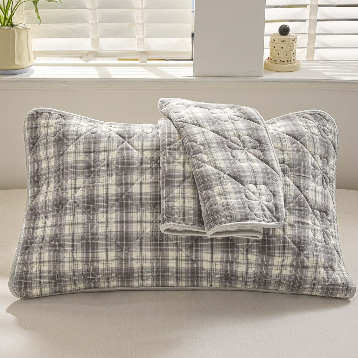 91家纺网 家纺一手货源 找家纺 芬晴家纺 2025新款A类全棉格子枕套枕巾系列 枕巾-世纪 50*80cm枕巾一只