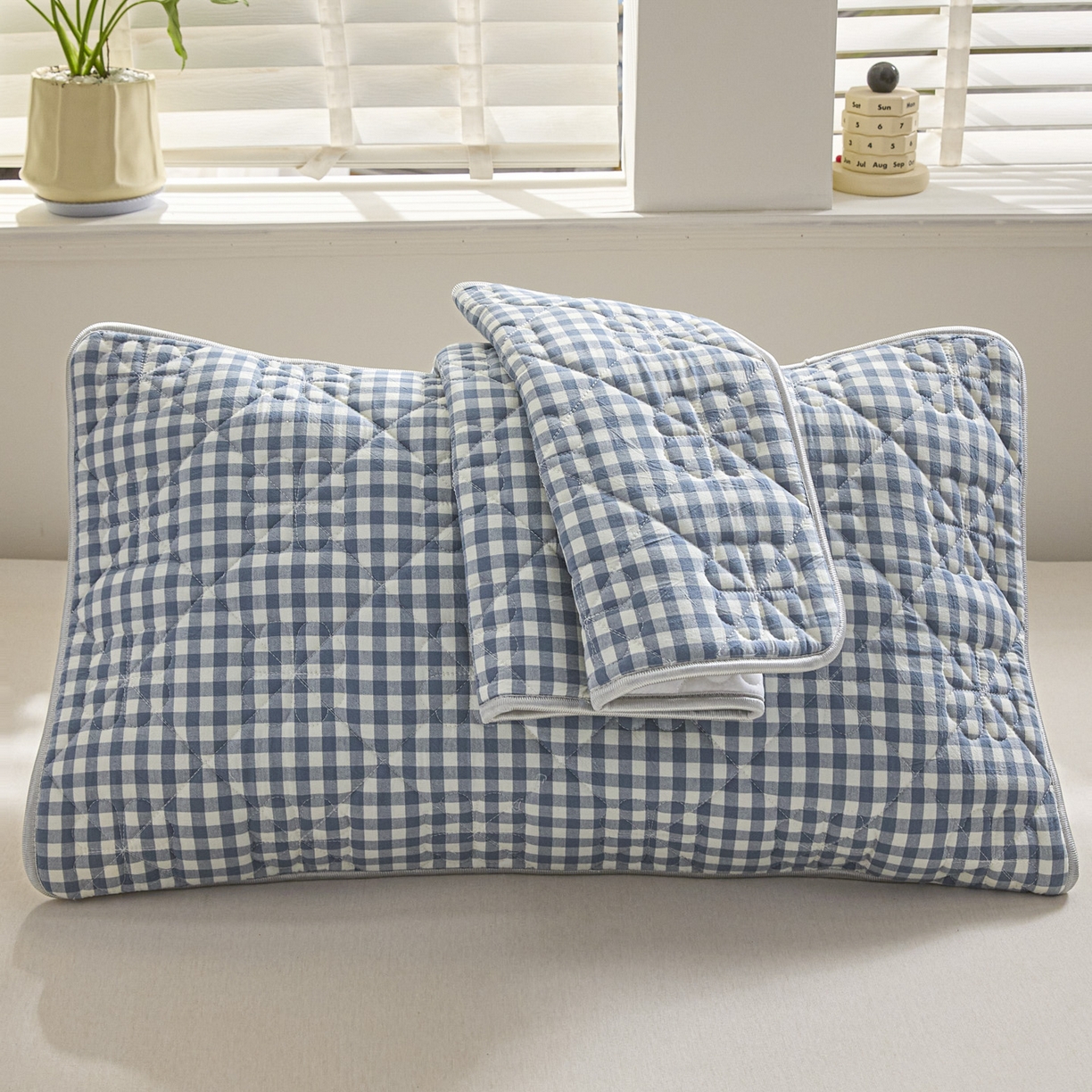 91家纺网 家纺一手货源 找家纺 芬晴家纺 2025新款A类全棉格子枕套枕巾系列 枕巾-小蓝格 50*80cm枕巾一对
