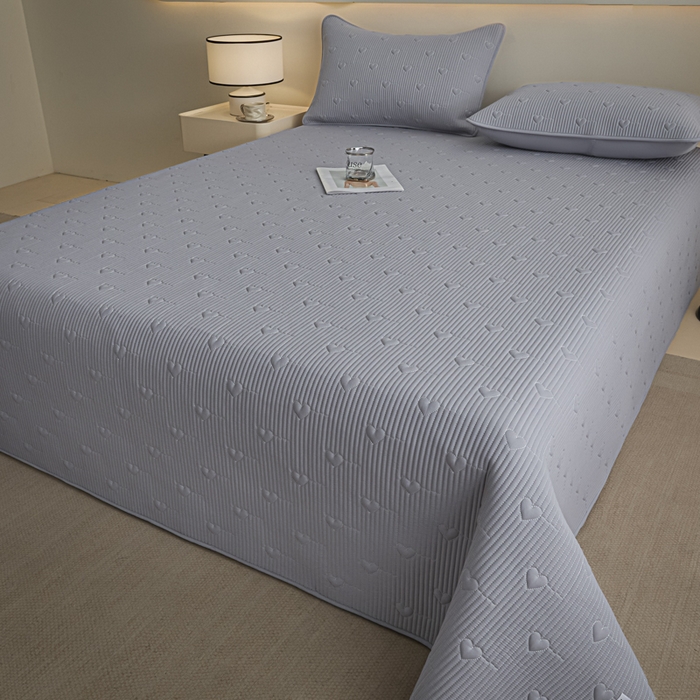 91家纺网 家纺一手货源 找家纺 （总）芬晴家纺 2025新款A类全棉水洗棉床盖-心欢系列-遇见系列