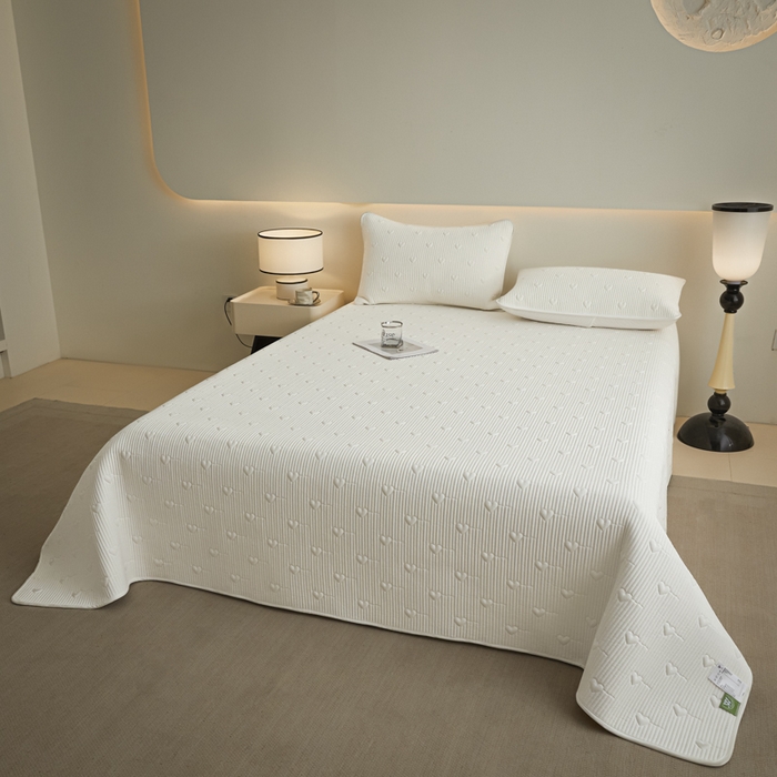 91家纺网 家纺一手货源 找家纺 芬晴家纺 2025新款A类全棉水洗棉床盖-心欢系列-遇见系列 心欢-白