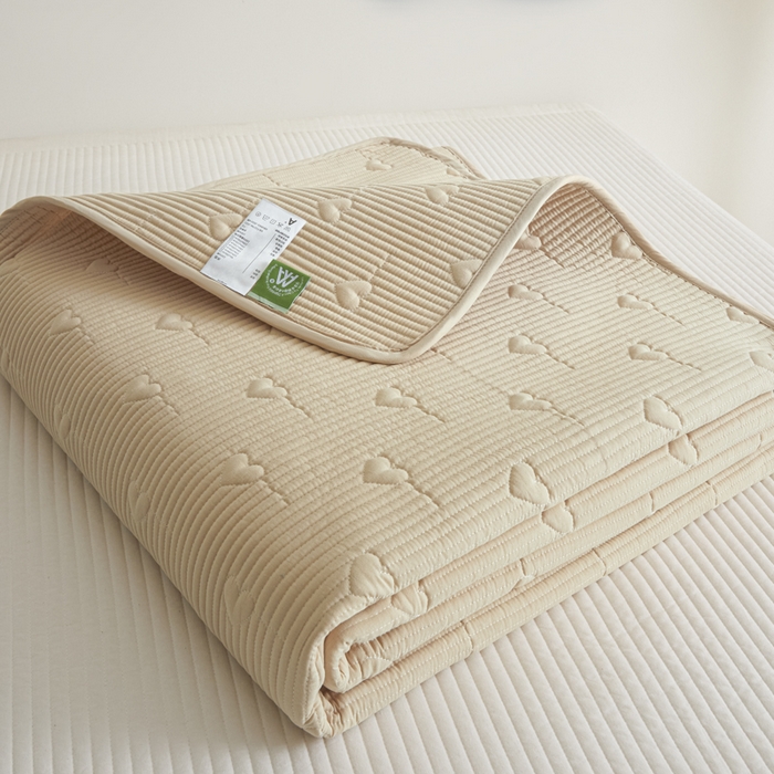 91家纺网 家纺一手货源 找家纺 芬晴家纺 2025新款A类全棉水洗棉床盖-心欢系列-遇见系列 心欢-浅卡