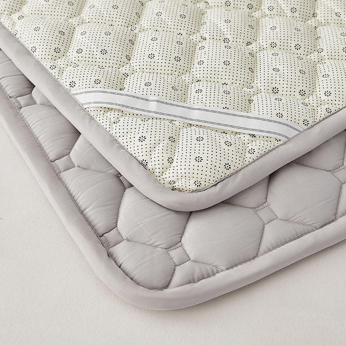 91家纺网 家纺一手货源 找家纺 卓越家纺 2025新款A类全棉夹棉床护垫 浅灰