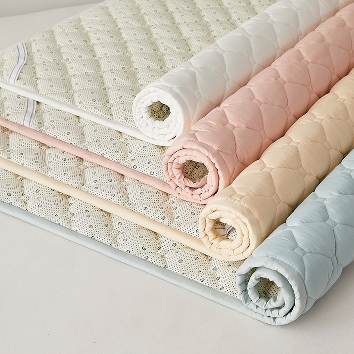 91家纺网 家纺一手货源 找家纺 卓越家纺 2025新款A类全棉夹棉床护垫 组合