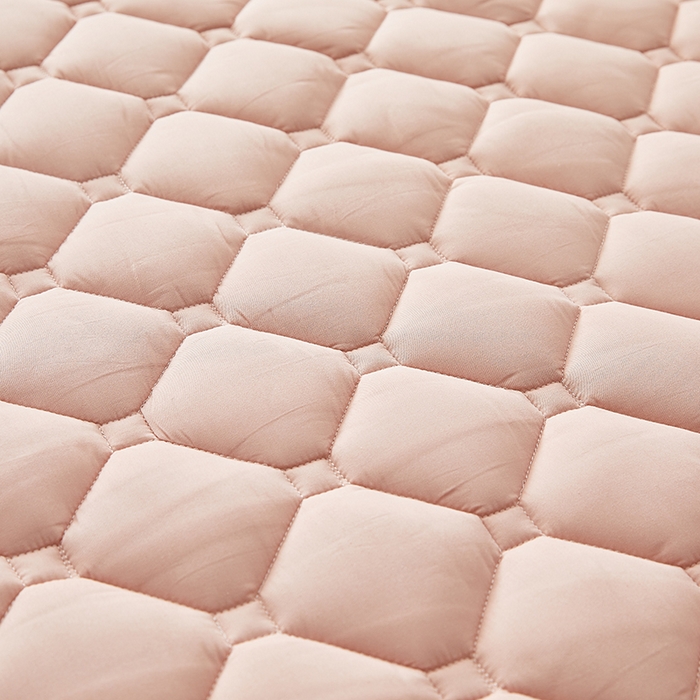 91家纺网 家纺一手货源 找家纺 卓越家纺 2025新款A类全棉夹棉床护垫 豆沙