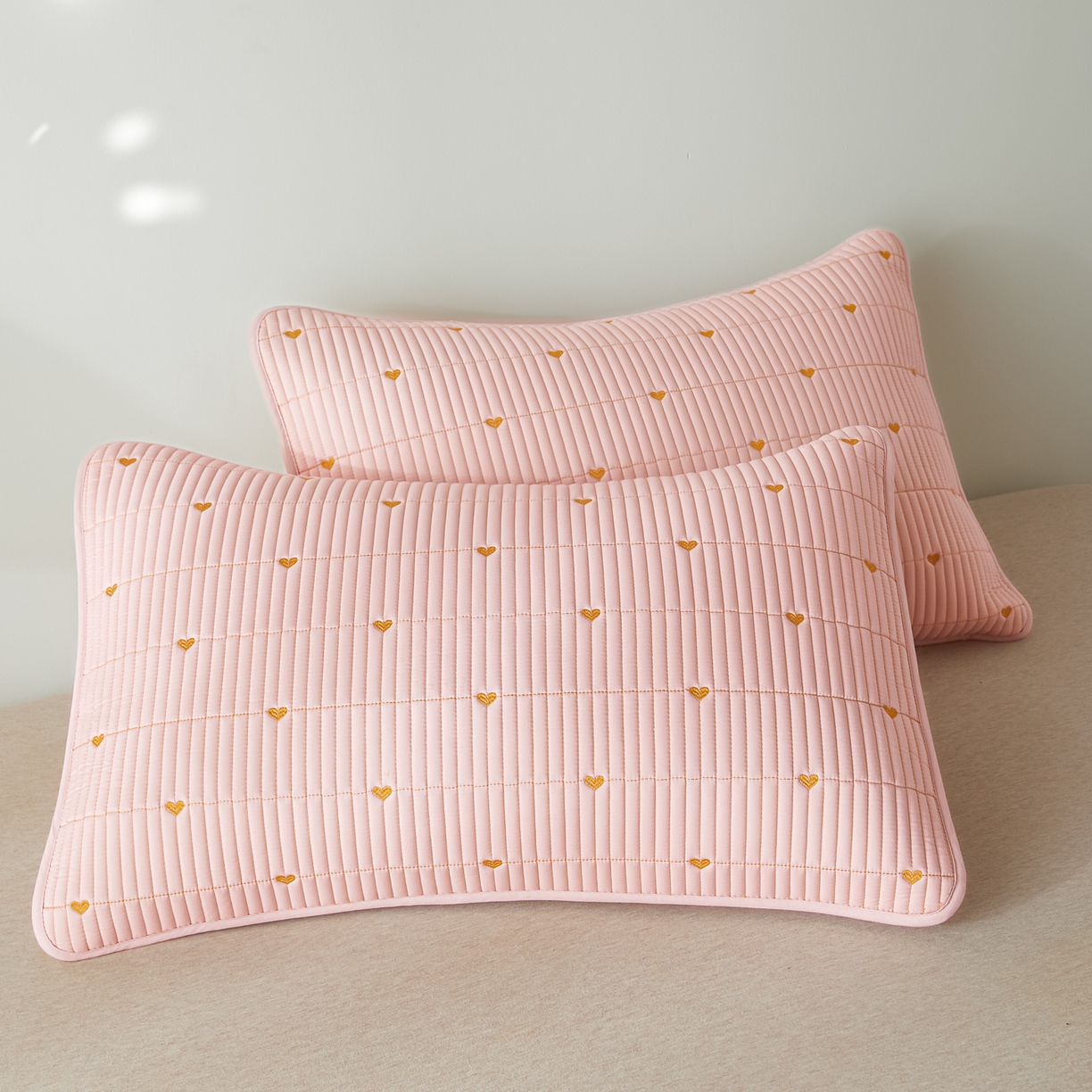 91家纺网 家纺一手货源 找家纺 （总）芬晴家纺 2025新款防水枕套-繁星-爱心-简爱-空间