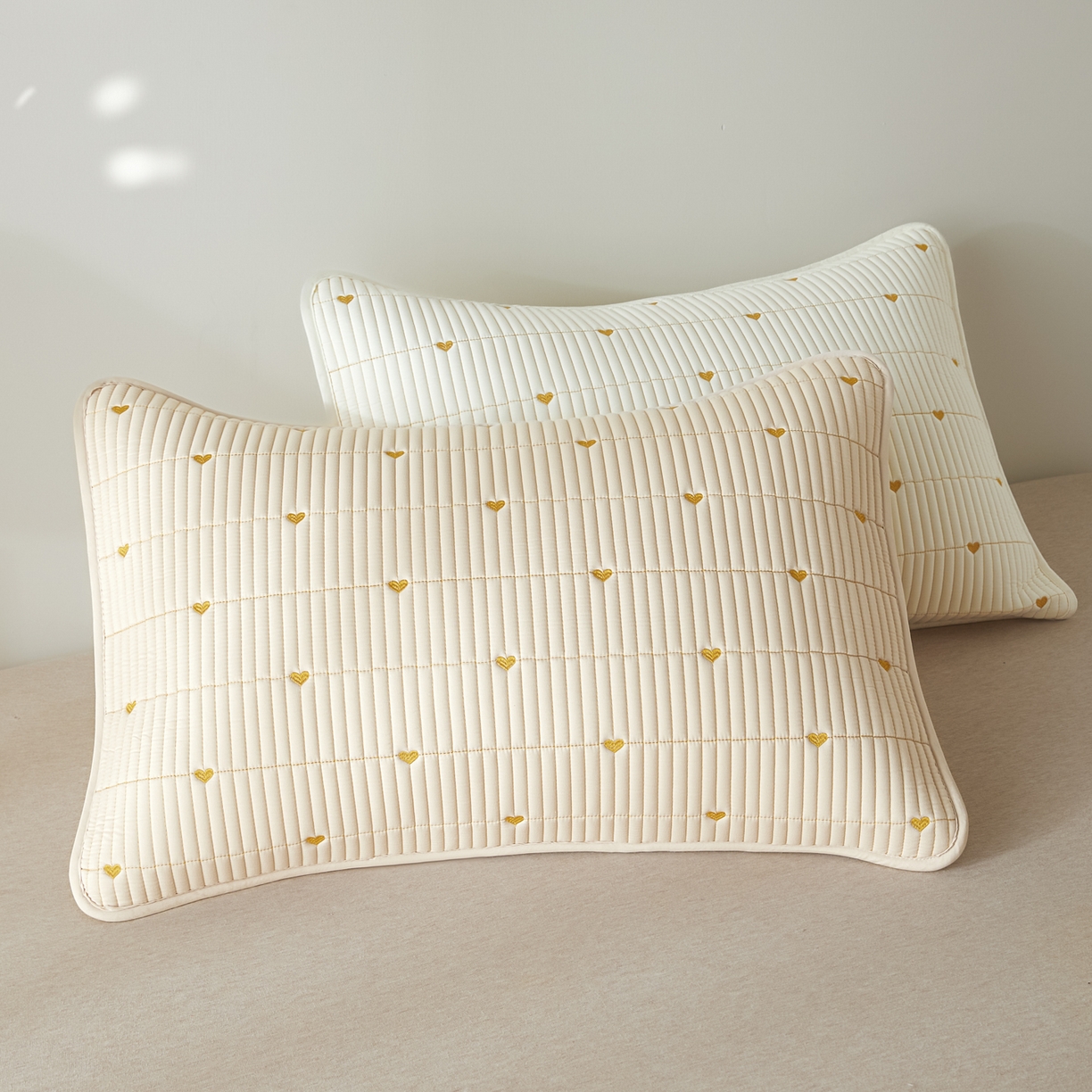 91家纺网 家纺一手货源 找家纺 （总）芬晴家纺 2025新款防水枕套-繁星-爱心-简爱-空间