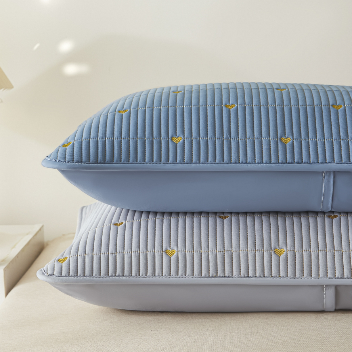 91家纺网 家纺一手货源 找家纺 芬晴家纺 2025新款防水枕套-繁星-爱心-简爱-空间 爱心+蓝+灰