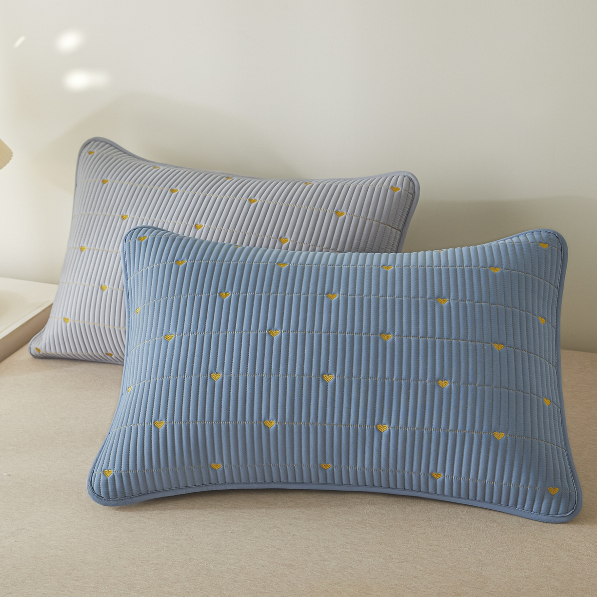 91家纺网 家纺一手货源 找家纺 芬晴家纺 2025新款防水枕套-繁星-爱心-简爱-空间 爱心+蓝+灰