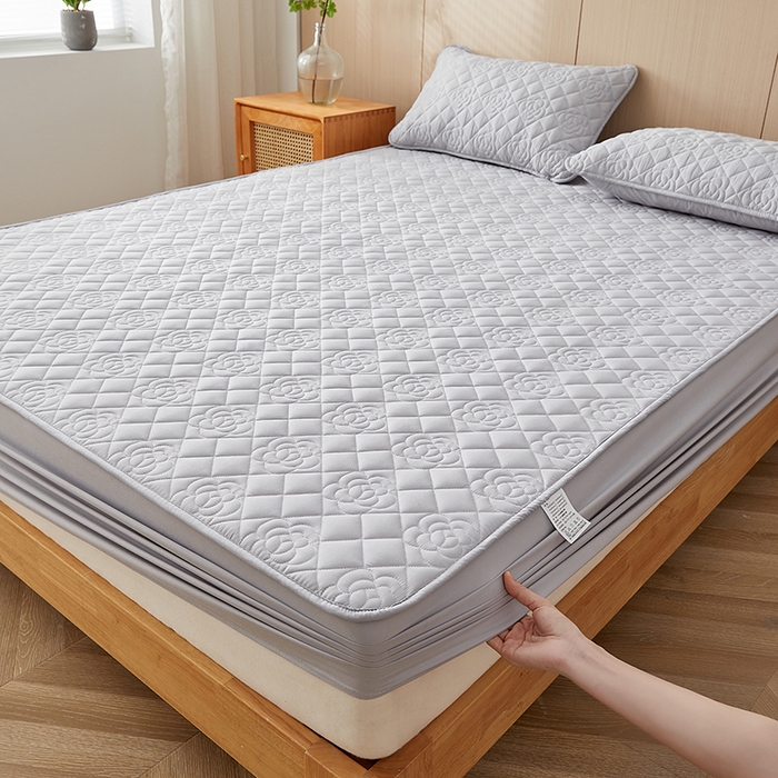 91家纺网 家纺一手货源 找家纺 （总）卓越家纺 2025新款山茶花款防水夹棉床笠