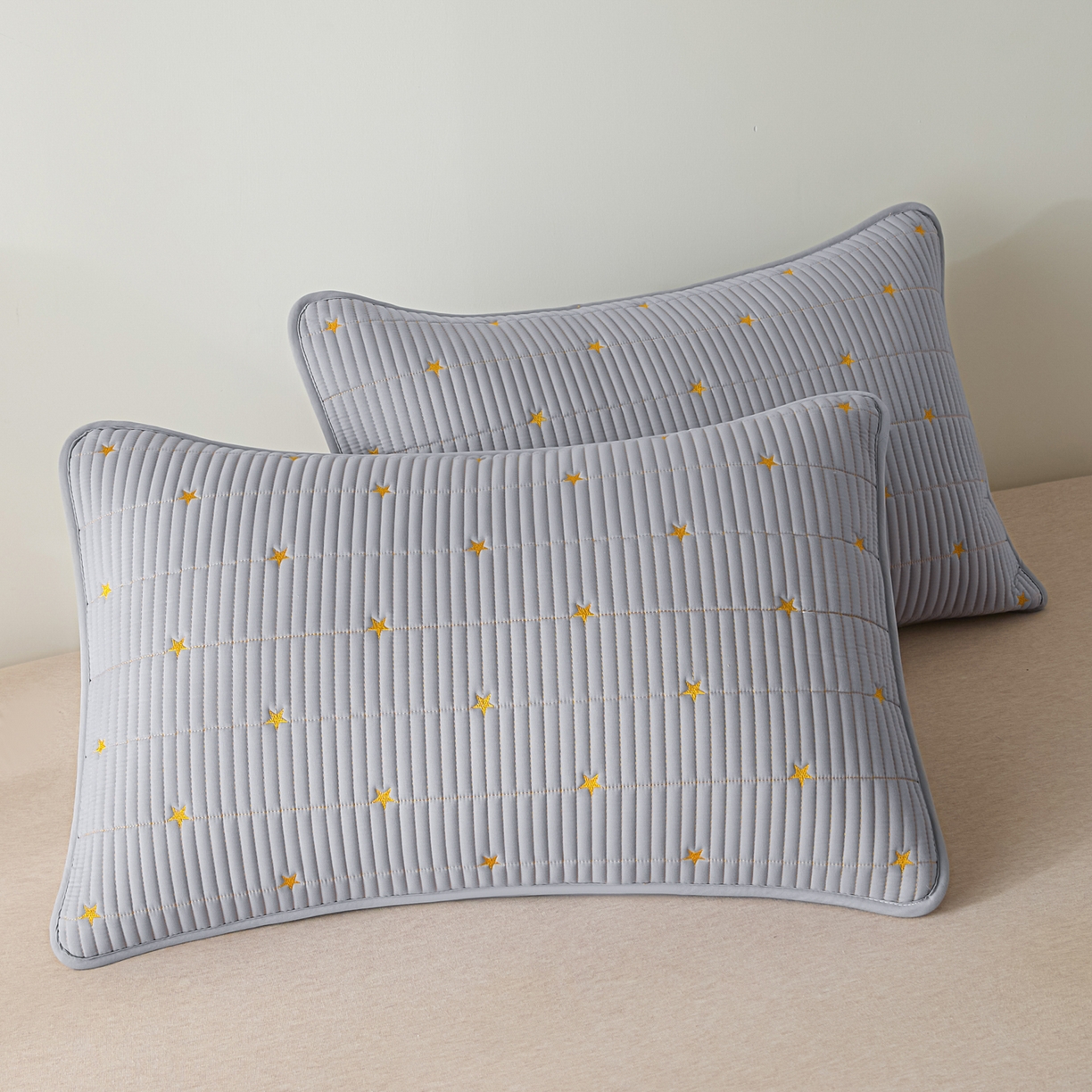 91家纺网 家纺一手货源 找家纺 芬晴家纺 2025新款防水枕套-繁星-爱心-简爱-空间 繁星-星灰