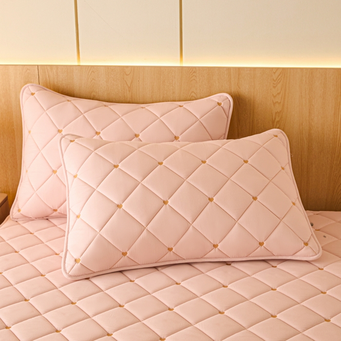 91家纺网 家纺一手货源 找家纺 芬晴家纺 2025新款防水枕套-繁星-爱心-简爱-空间 简爱-豆沙粉