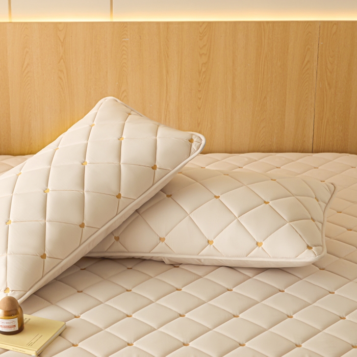 91家纺网 家纺一手货源 找家纺 芬晴家纺 2025新款防水枕套-繁星-爱心-简爱-空间 简爱-卡其