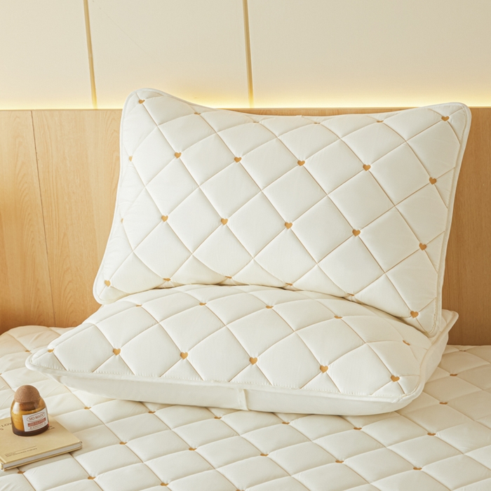 91家纺网 家纺一手货源 找家纺 芬晴家纺 2025新款防水枕套-繁星-爱心-简爱-空间 简爱-米白