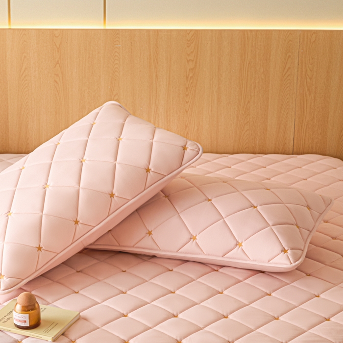 91家纺网 家纺一手货源 找家纺 芬晴家纺 2025新款防水枕套-繁星-爱心-简爱-空间 空间-豆沙粉