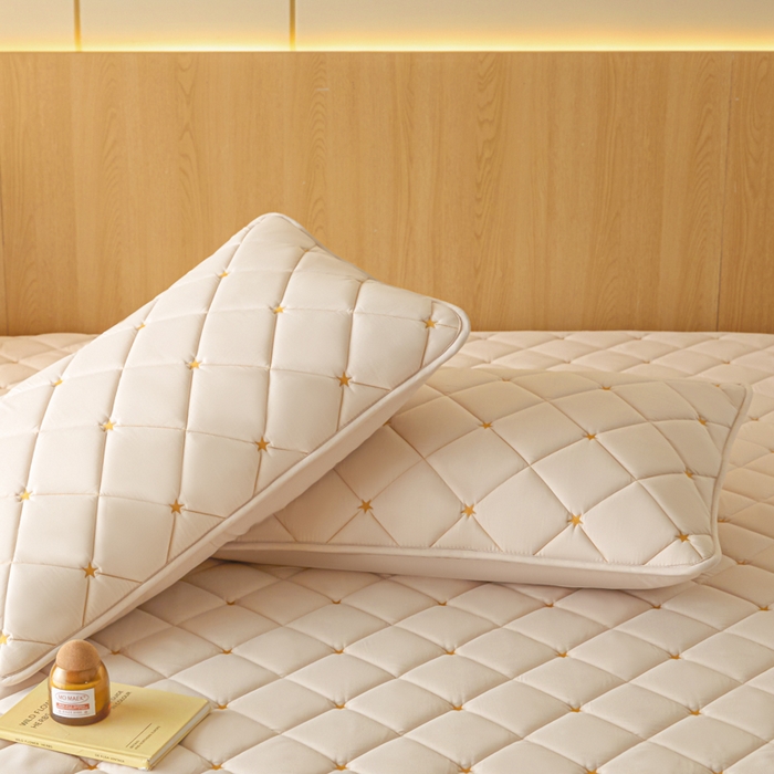 91家纺网 家纺一手货源 找家纺 芬晴家纺 2025新款防水枕套-繁星-爱心-简爱-空间 空间-卡其