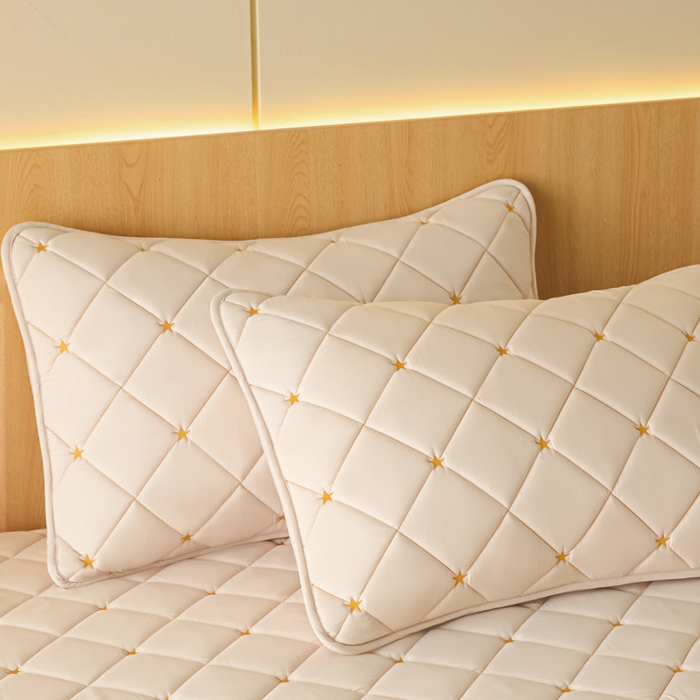 91家纺网 家纺一手货源 找家纺 芬晴家纺 2025新款防水枕套-繁星-爱心-简爱-空间 空间-卡其