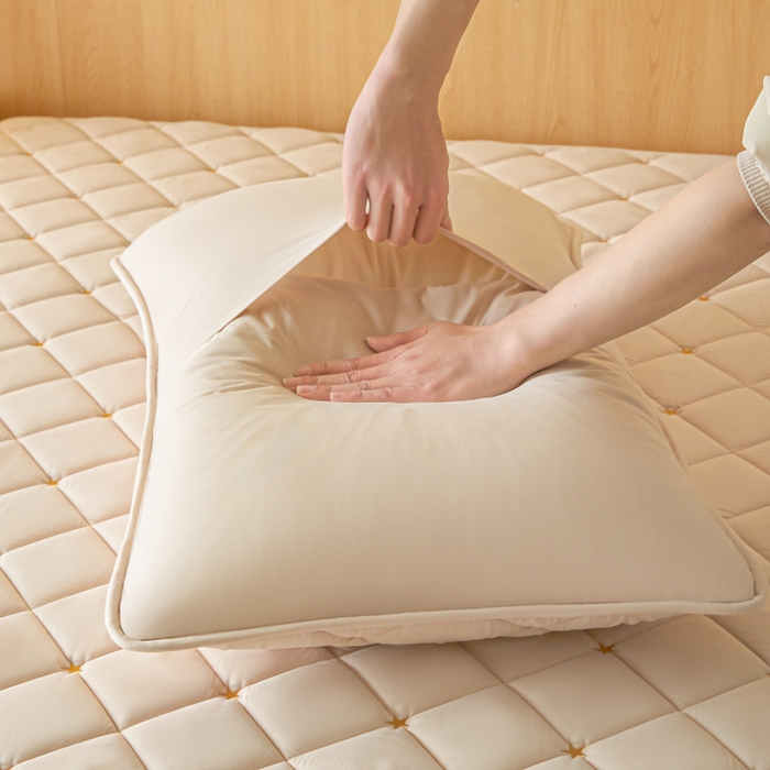 91家纺网 家纺一手货源 找家纺 芬晴家纺 2025新款防水枕套-繁星-爱心-简爱-空间 空间-卡其