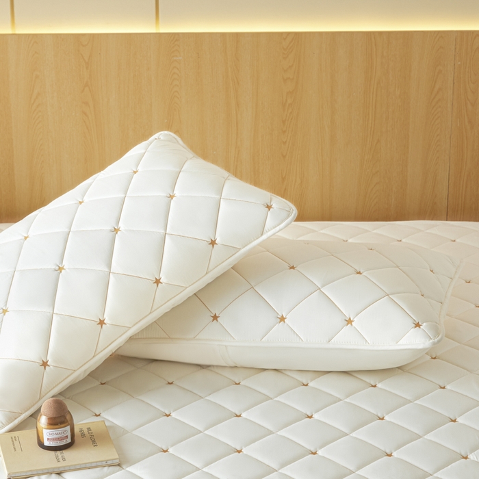 91家纺网 家纺一手货源 找家纺 芬晴家纺 2025新款防水枕套-繁星-爱心-简爱-空间 空间-米白