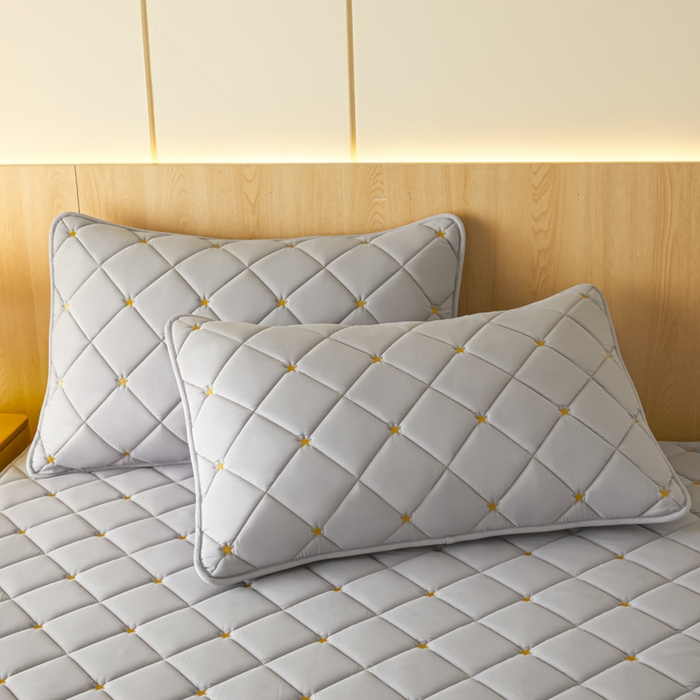 91家纺网 家纺一手货源 找家纺 芬晴家纺 2025新款防水枕套-繁星-爱心-简爱-空间 空间-星灰