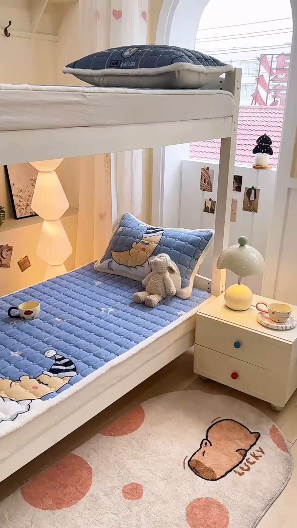 91家纺网 家纺一手货源 找家纺 优品惠 2025新款冬季牛奶绒床垫床褥垫子床护垫加绒床盖学生宿舍上下铺 月亮萌宝