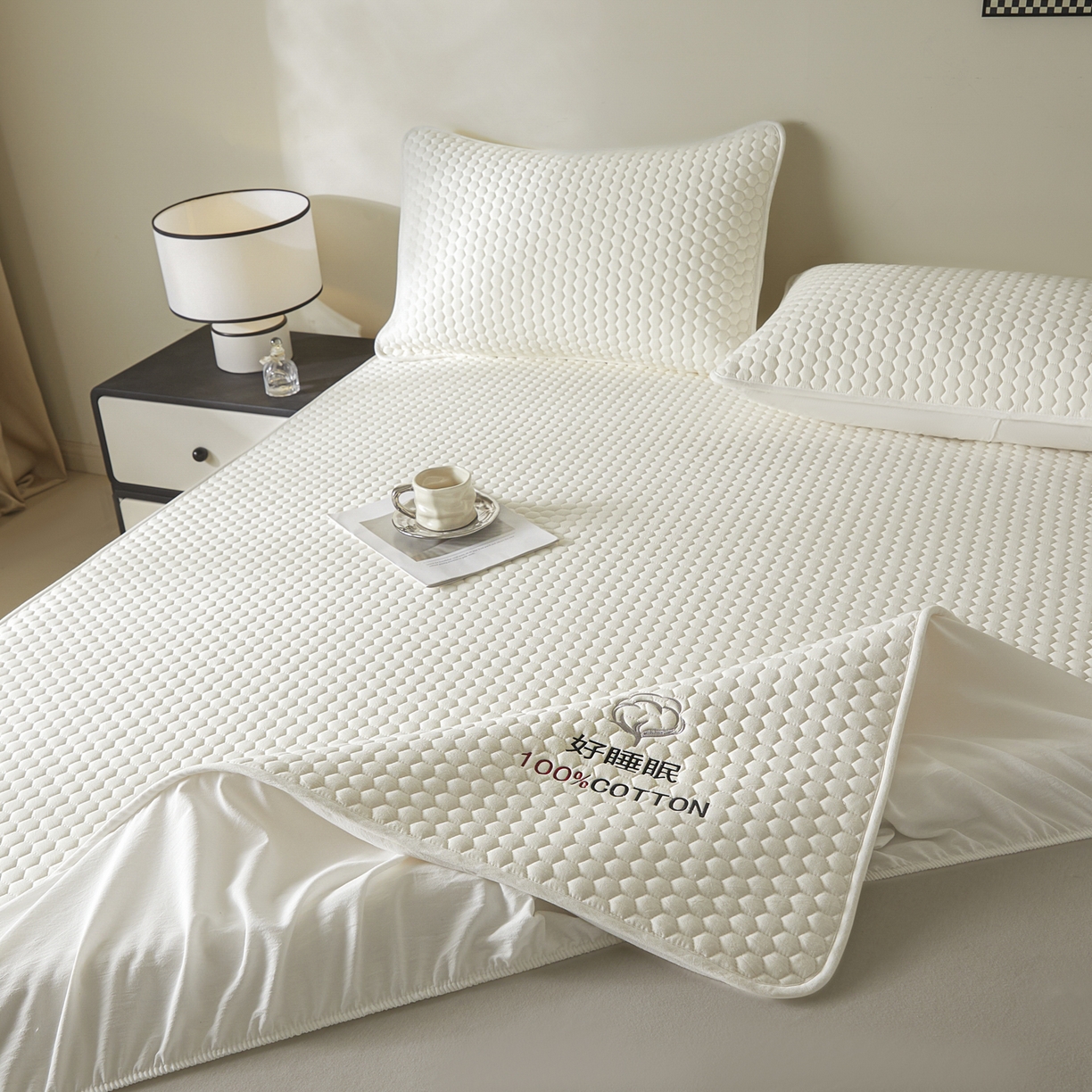 91家纺网 家纺一手货源 找家纺 芬晴家纺 2025新款A类好睡眠全棉夹棉系列床笠 好睡眠-白