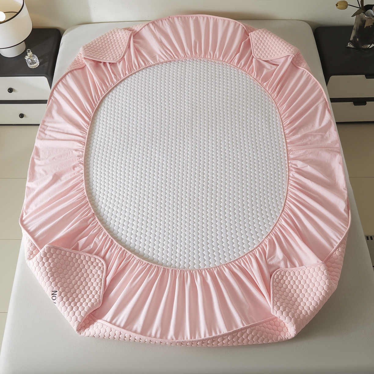 91家纺网 家纺一手货源 找家纺 芬晴家纺 2025新款A类好睡眠全棉夹棉系列床笠 好睡眠-嫩粉