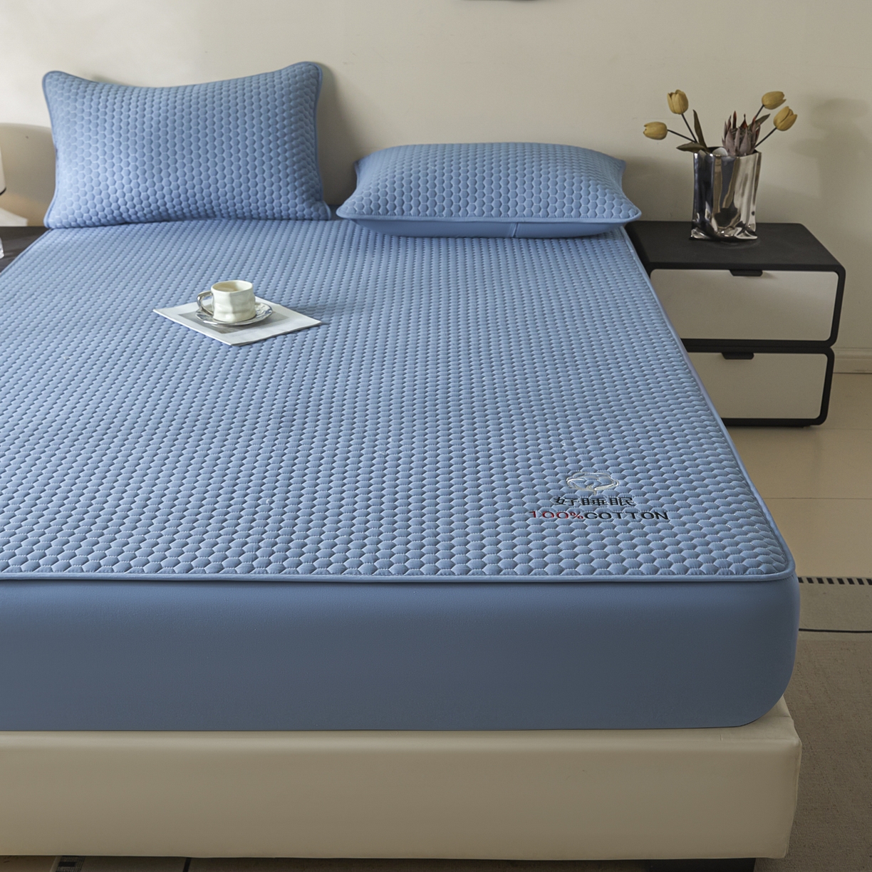 91家纺网 家纺一手货源 找家纺 芬晴家纺 2025新款A类好睡眠全棉夹棉系列床笠 好睡眠-雾蓝