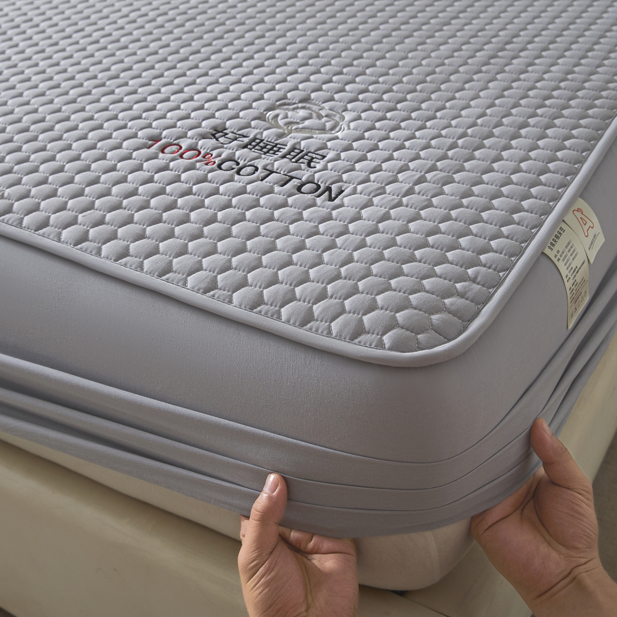 91家纺网 家纺一手货源 找家纺 芬晴家纺 2025新款A类好睡眠全棉夹棉系列床笠 好睡眠-星灰