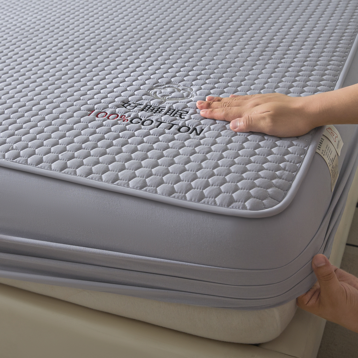 91家纺网 家纺一手货源 找家纺 芬晴家纺 2025新款A类好睡眠全棉夹棉系列床笠 好睡眠-星灰