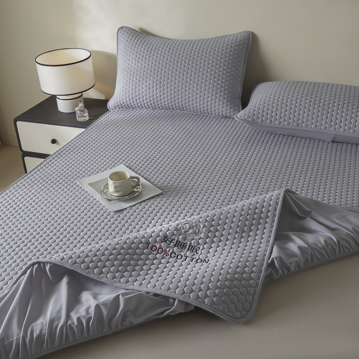 91家纺网 家纺一手货源 找家纺 芬晴家纺 2025新款A类好睡眠全棉夹棉系列床笠 好睡眠-星灰