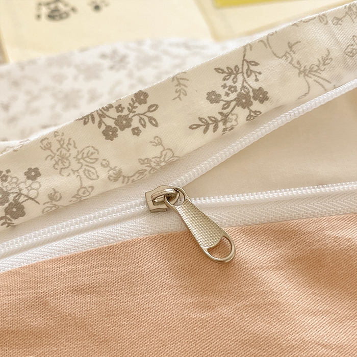 91家纺网 家纺一手货源 找家纺 帛美家纺 2025新款纯棉全棉印花四件套 熊抱繁花