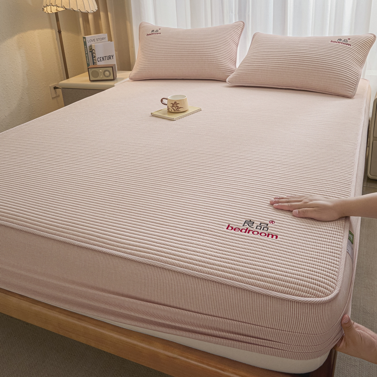 91家纺网 家纺一手货源 找家纺 （总）芬晴家纺 2025新款全棉密条夹棉床笠良品系列